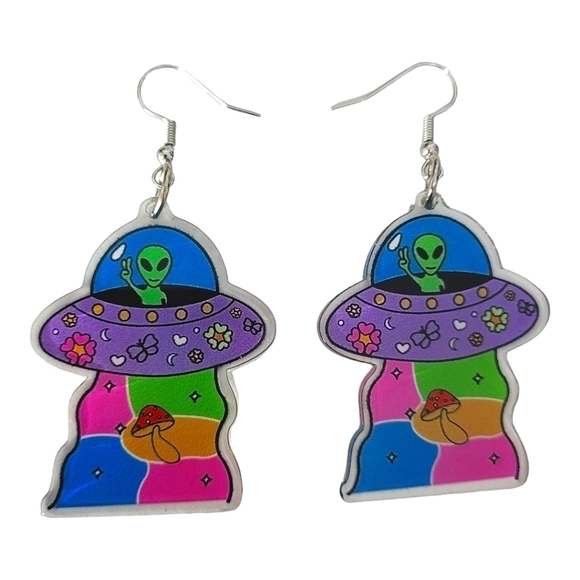 Handcrafted Humorous Alien Acrylic Earrings - Picture 3 of 3
